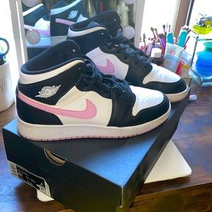 Nike Air Jordan 1 Mid “White Light Arctic Pink” Size 6.5Y or 8W